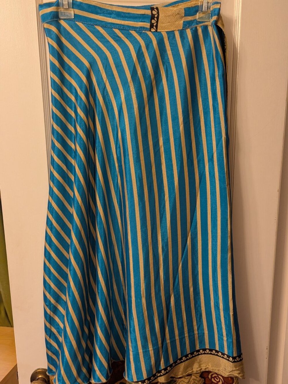 DGY Sari Skirt - Size XL Maxi - Picture 4 of 5